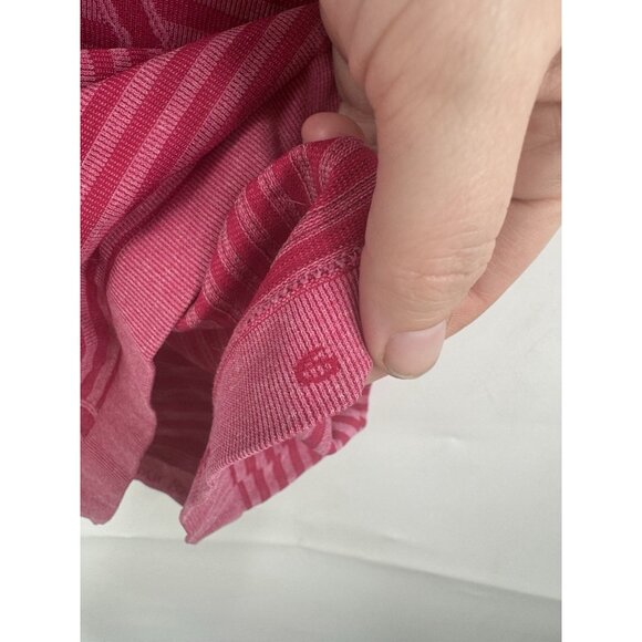 Lululemon Swiftly Tech Tee Women 6 Berry Heathered Athletic Yoga Running Workout - Picture 3 of 9